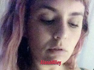 Alanah_Riley