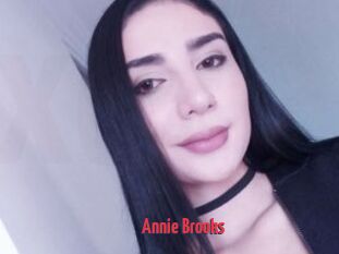 Annie_Brooks