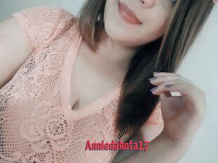 Annie_dakota17