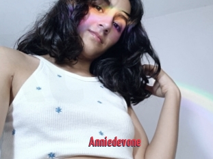 Anniedevone
