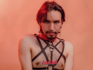 Axel_hot