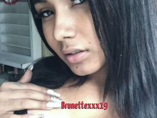 Brunettexxx19