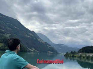 Curiousmediboi