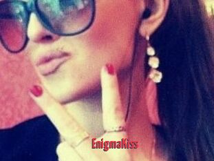 Enigma_Kiss