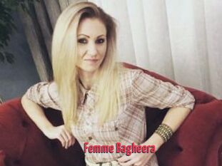 Femme_Bagheera