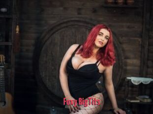 Foxy_BigTits_