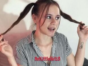 HotLittleGirl18