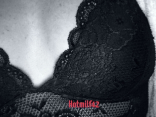 Hotmilf42