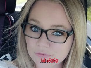 Julia6969