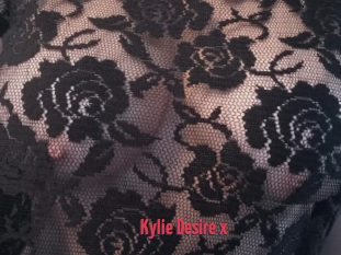 Kylie_Desire_x