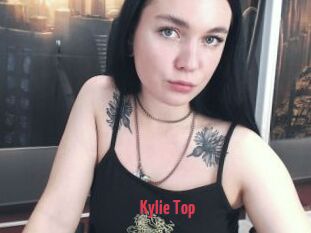 Kylie_Top