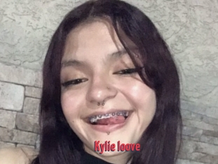 Kylie_loove