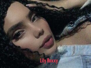 Lily_Roxxy