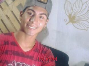 Leo_big_hot