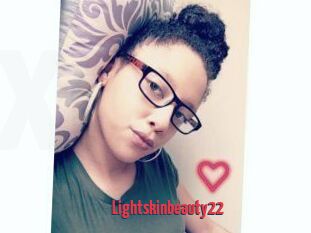 Lightskinbeauty22