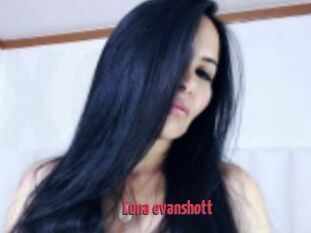 Luna_evanshott