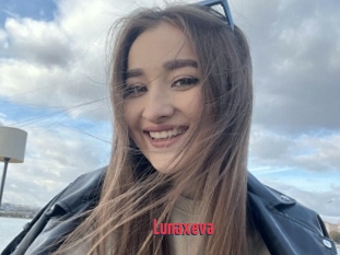Lunaxeva