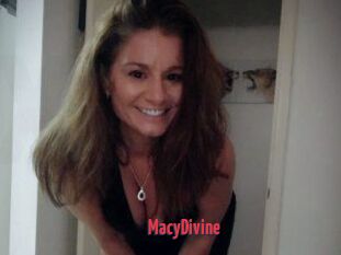 Macy_Divine