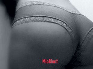 MiaBlunt