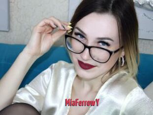 MiaFerrowY