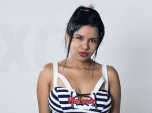 MiaLeony