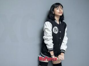 MiaPiercce