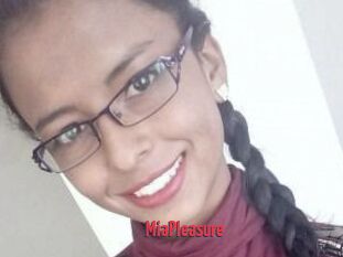 Mia_Pleasure