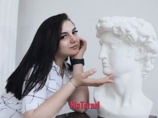 MiaTurnel