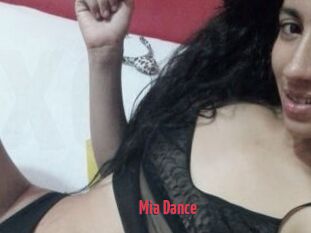 Mia_Dance