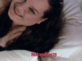 MistressRiley29