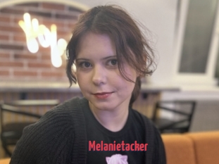 Melanietacker