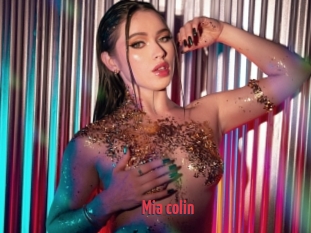 Mia_colin