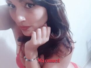 Mia_connorst