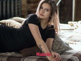 Miahotbb