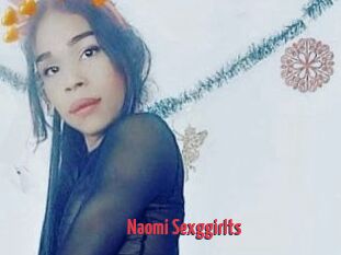 Naomi_Sexggirlts