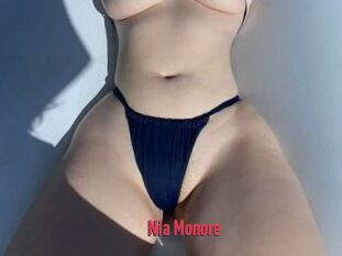 Nia_Monore
