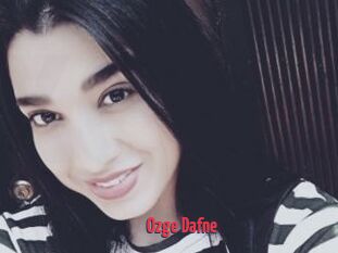 Ozge_Dafne
