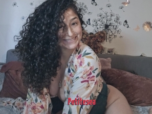Petitesea