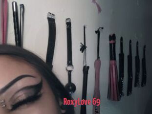RoxyLove_69