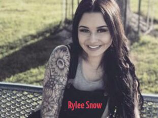 Rylee_Snow