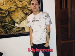 Ricky_hornysexxx