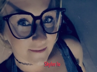 Skyler_lo