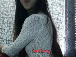 Smile_horny