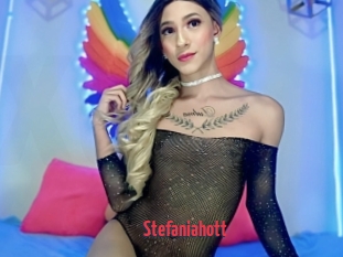 Stefaniahott