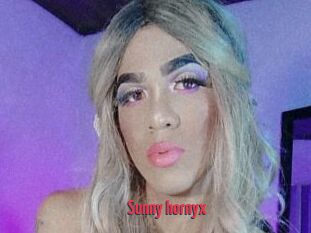 Sunny_hornyx