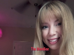 The_blondiee