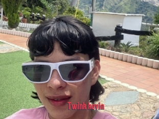 Twink_kevin