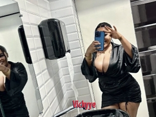 Vickyye
