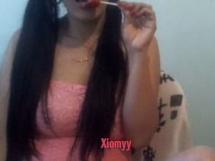 Xiomyy_