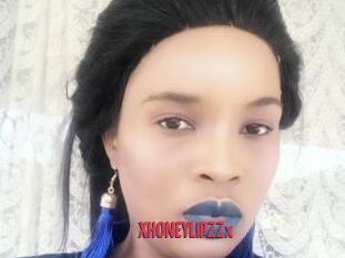 XHONEYLIPZZx